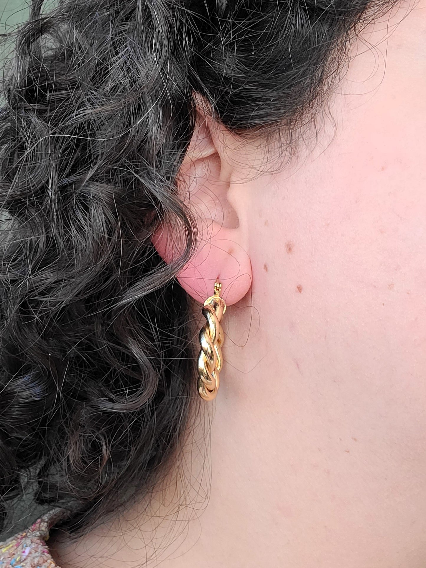 Signature Thick Twisted Sister Hoops