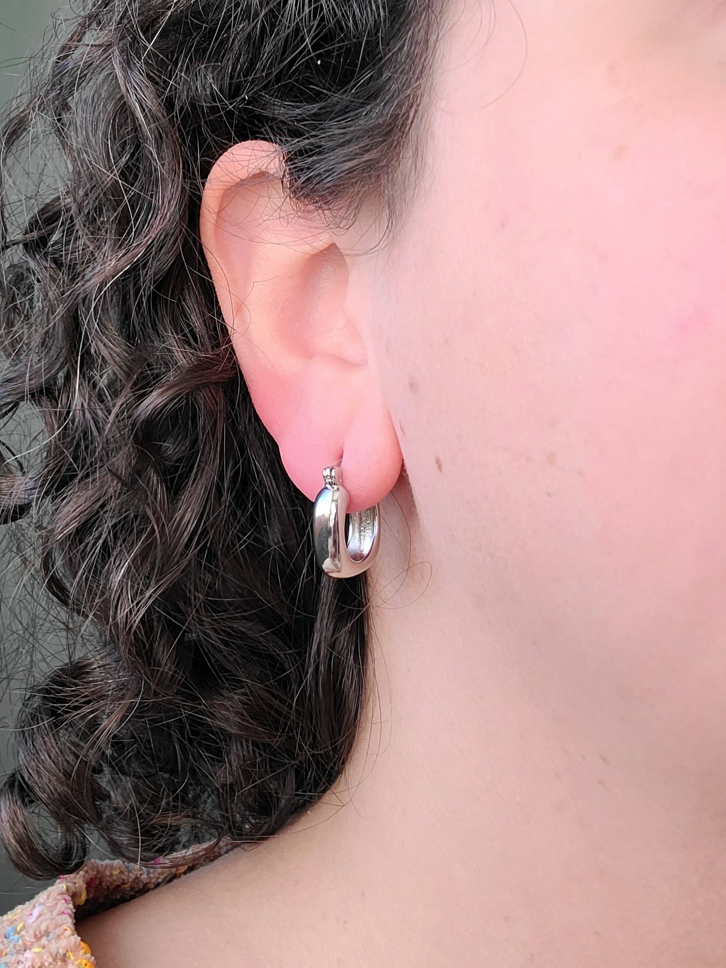 Chubby Rounded Square Hoops