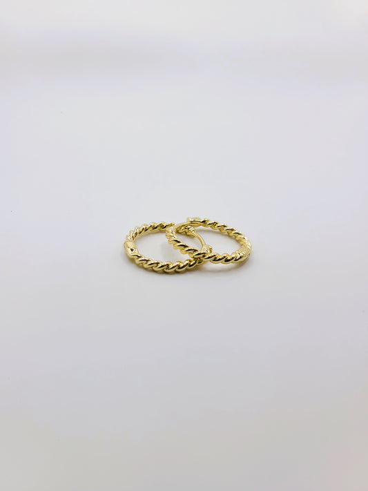 Signature Gold Medium Twisted Sister Huggies