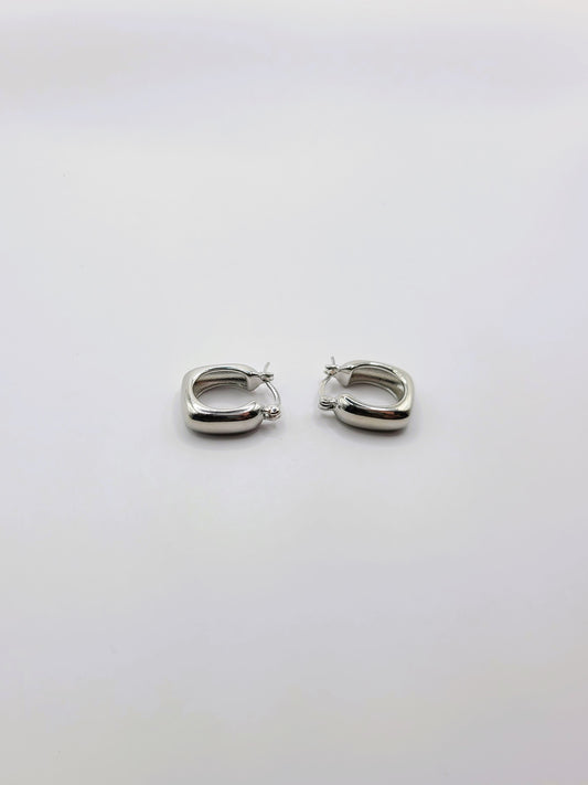 Chubby Rounded Square Hoops